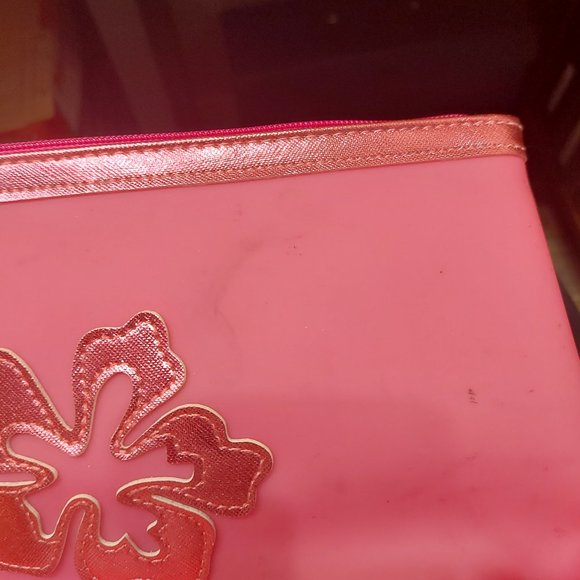 Mix of Skincare Bundle - Picture 6 of 8